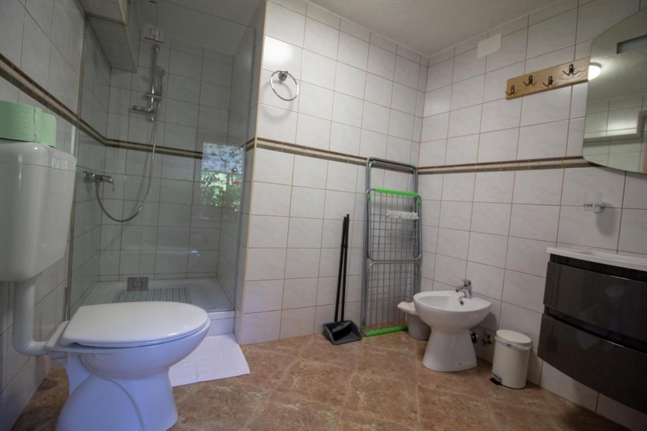 Apartmaji Nena Rocinj Buitenkant foto
